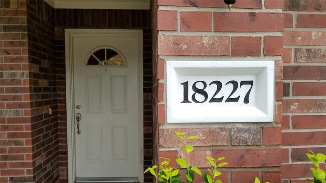 Photo - 18227 Sweet Juniper Ln