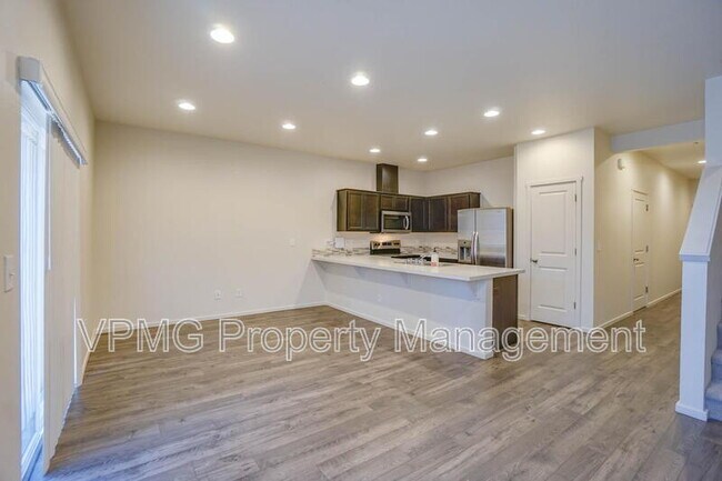Photo - 2105 NE 118th Pl