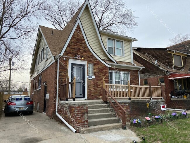 Photo - 15863 Kentucky St