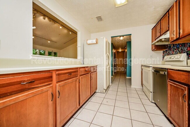 Photo - 2235 Mill Wood Ct NW Casa