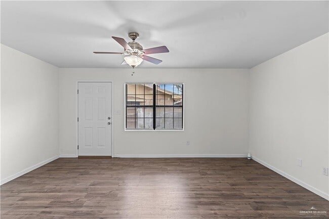 Photo - 14 N 7th St