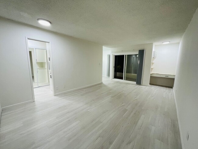 Open studio area - St. Andrews Place Apartments