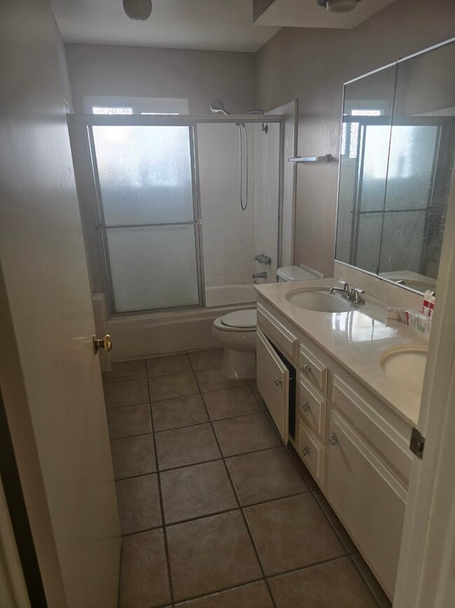 Photo - 6420 Pat Ave