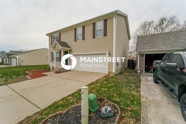 4 Bedroom Pet-Friendly Home in Louisville, KY with Main Street Renewal