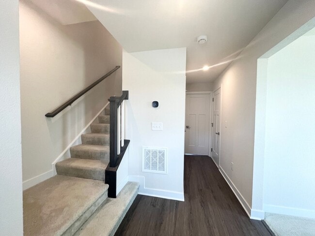 Photo - 315 Fost Blvd