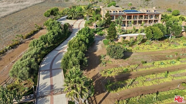 Building Photo - 34077 Pacific Coast Hwy Unit GH