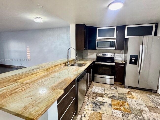 Photo - 900 NE 12th Ave Unit 501