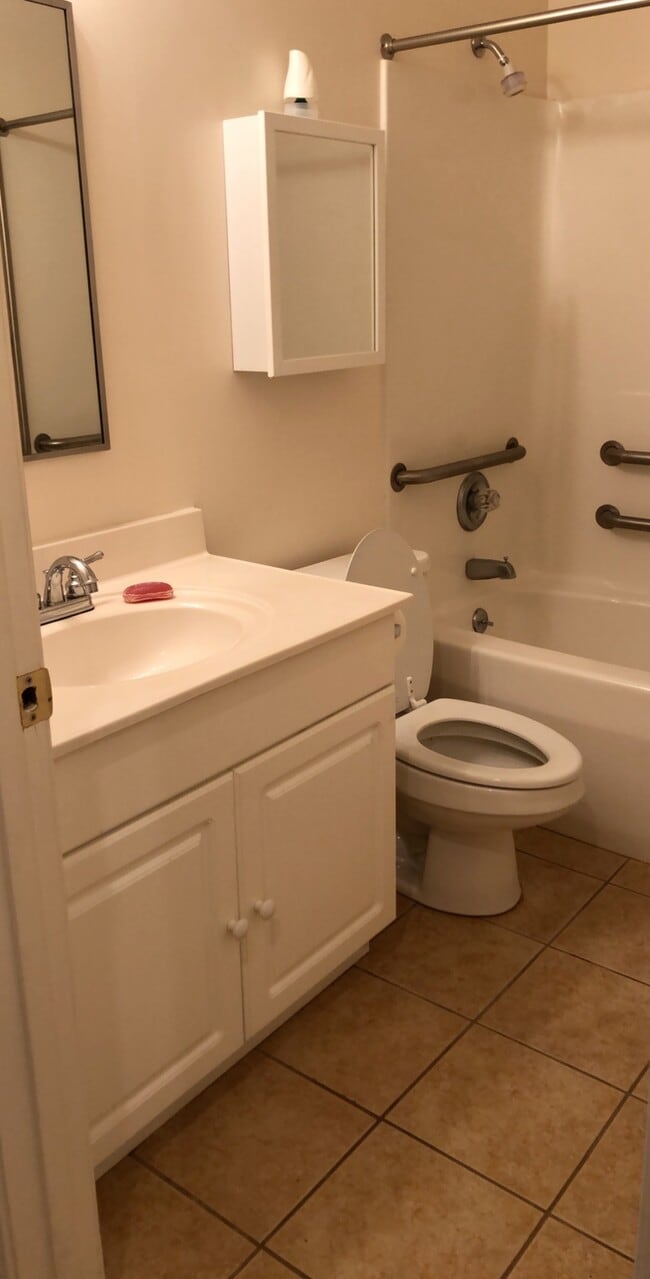 Photo - Oxford Place Apartments