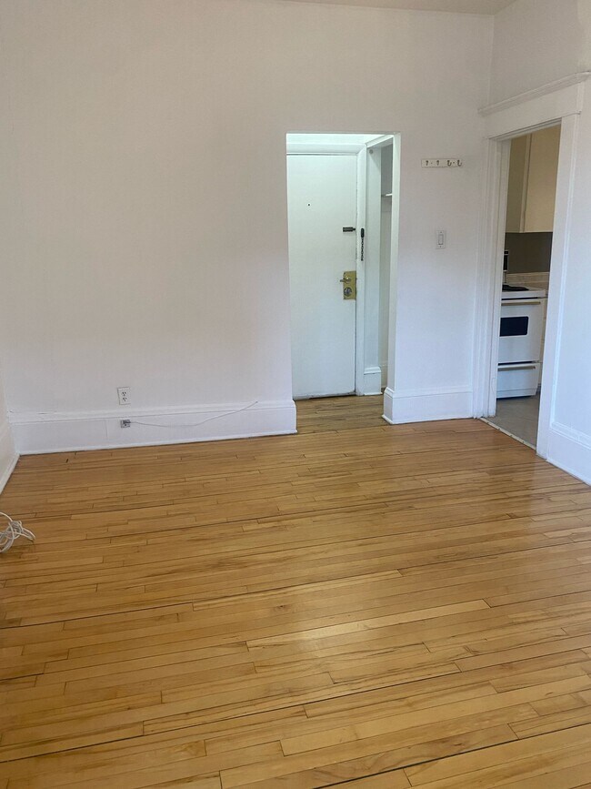 Photo - 362 Friel St Unit 12