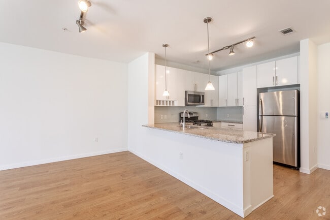 Photo - 75 Tresser Blvd Apartments