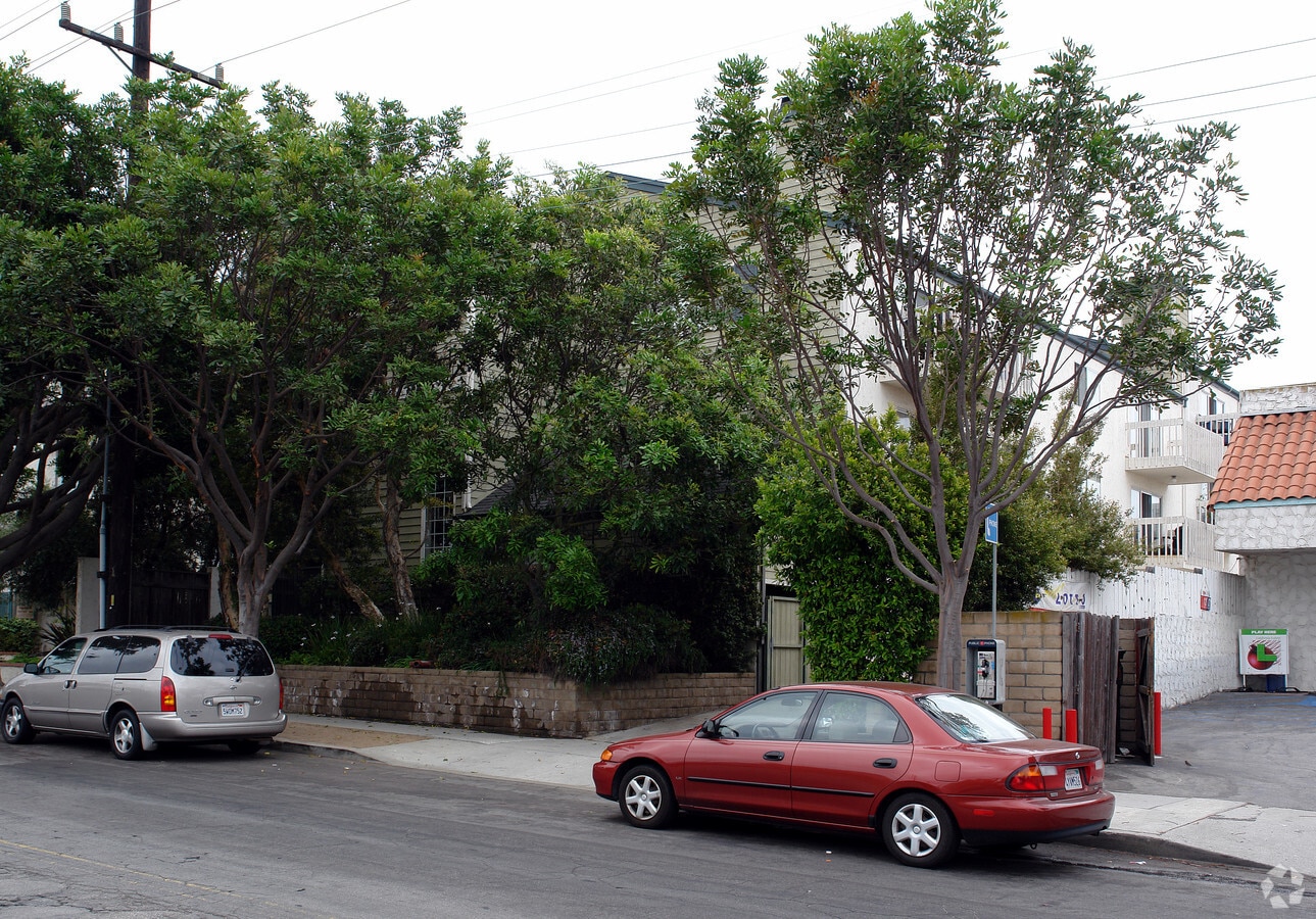 Photo - 206 E Imperial Ave