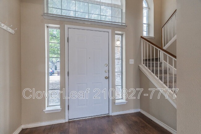 Photo - 7121 Lynn Lake Dr