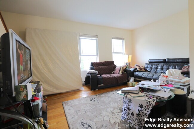 Photo - 35 Riverdale St Unit 1