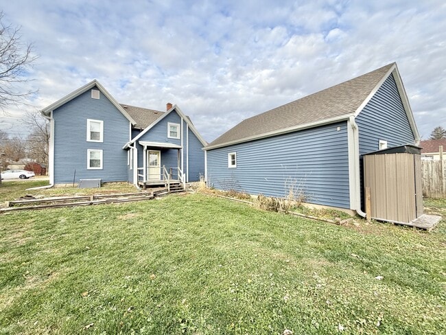 Photo - 809 Rockport Rd