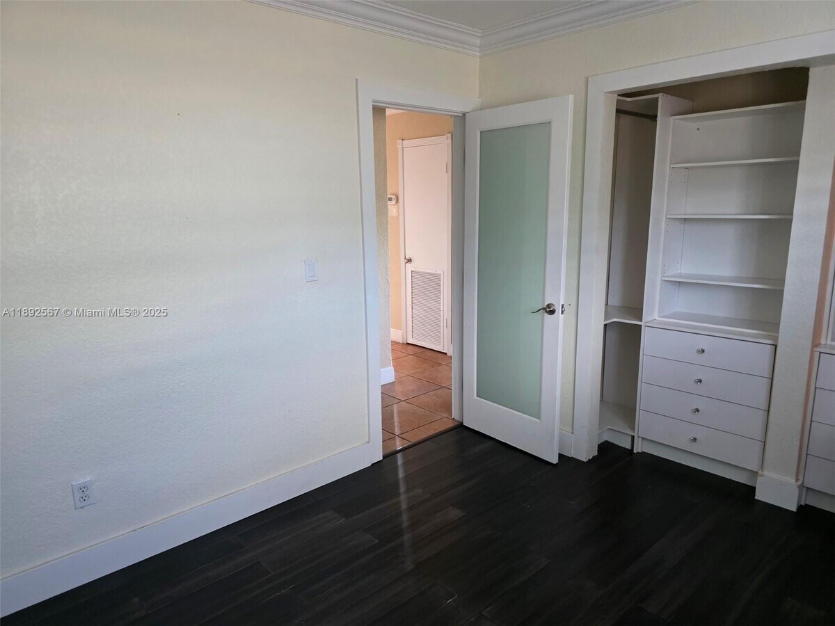 Photo - 10850 SW 61st St