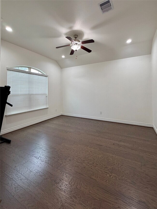 Photo - 6515 Sterling Shores Ln