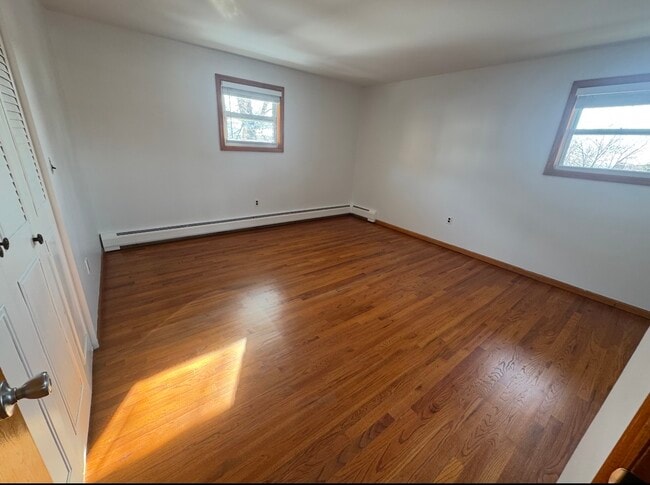 Photo - 208 6th St Unit 2nd floor