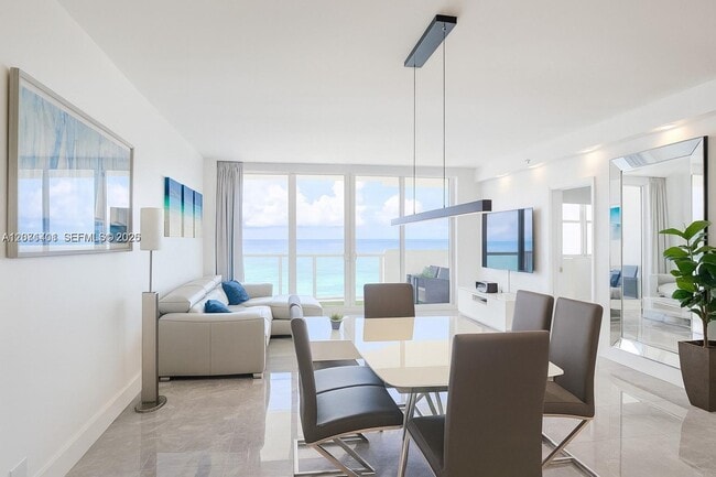 Building Photo - 5601 Collins Ave Unit 1409