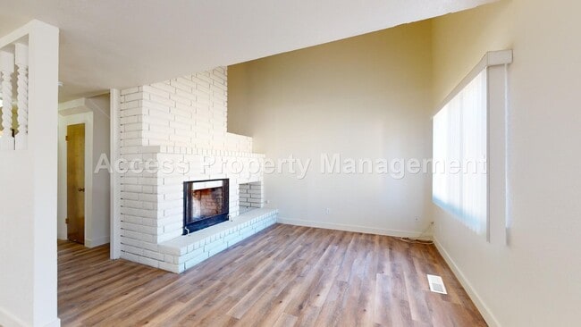 Photo - 2735 Fowler Rd