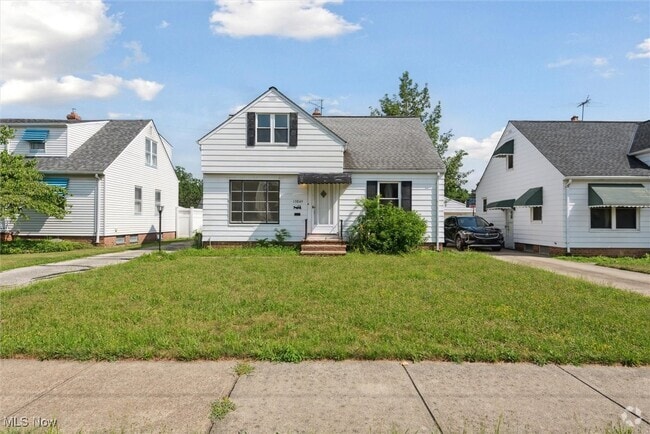 Building Photo - 13849 Shady Oak Blvd Rental