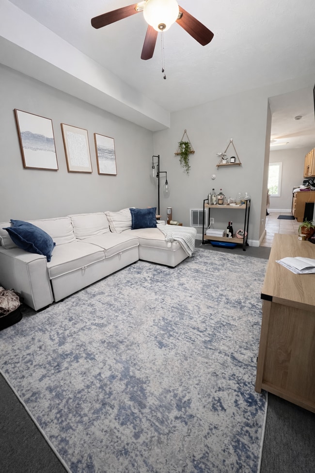 Photo - 158 I St Unit 2