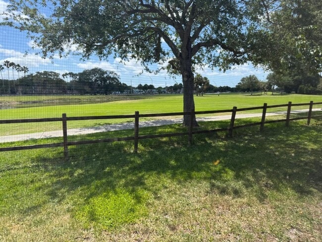 Photo - 1641 Fairway Rd