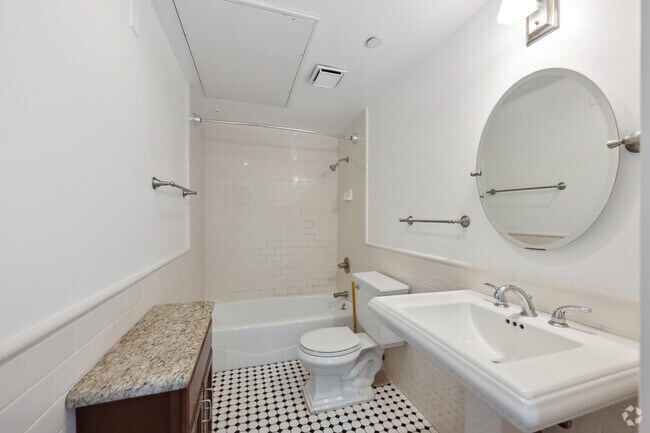 1BR, 1BA -650SF