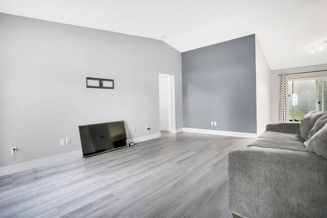 Photo - 3154 Stonecastle Rd