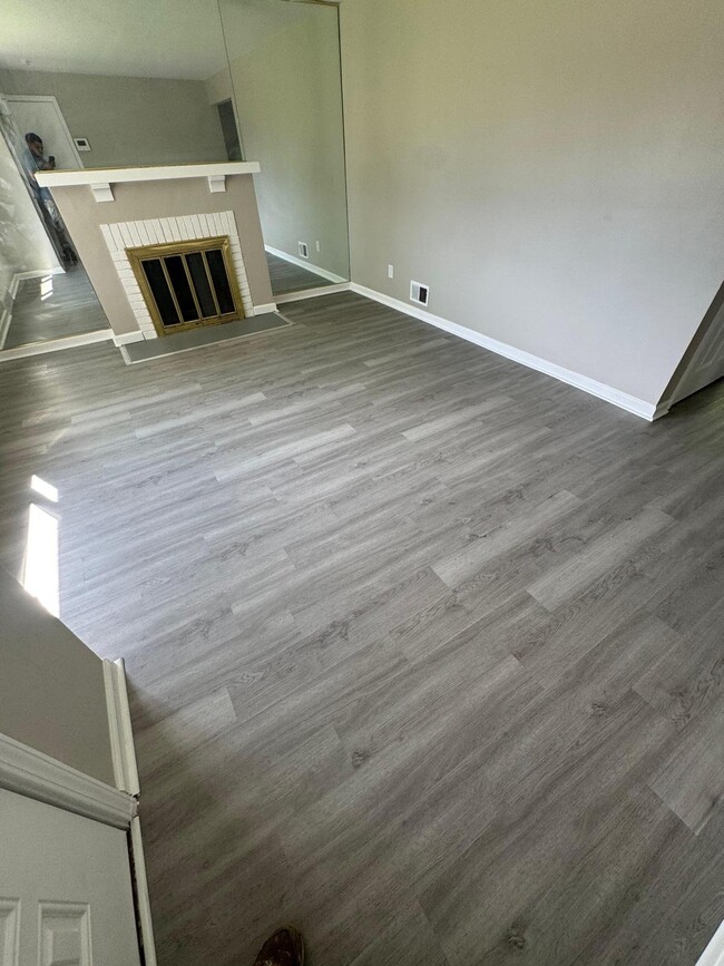 Photo - 4527 Channing Ln
