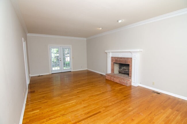 Photo - 1144 Hunters Chase Dr