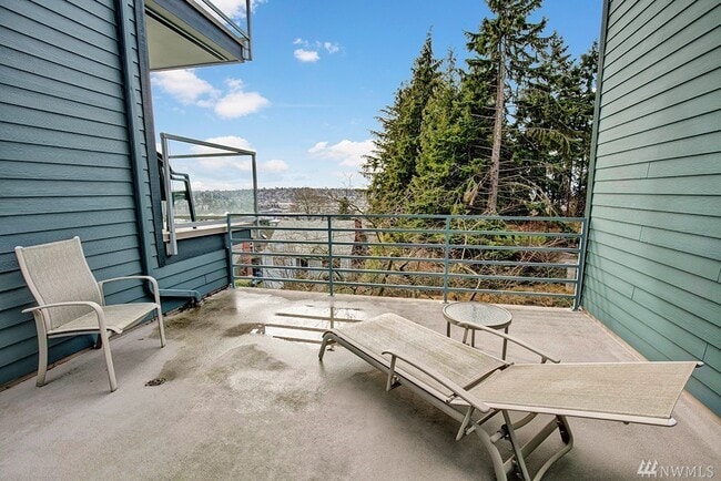 Photo - 4425 Greenwood Ave N Unit 105