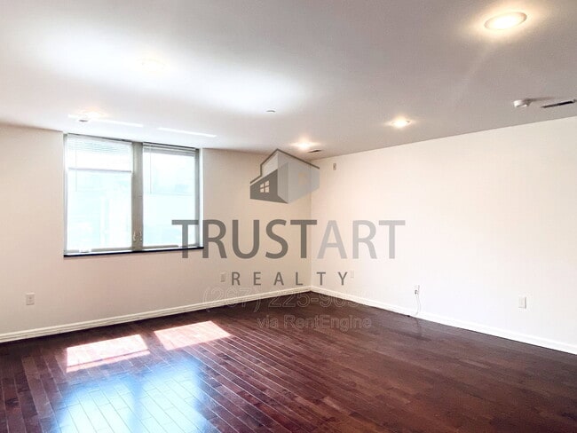 Photo - 1816 N Front St Unit B