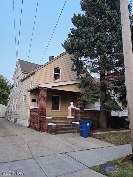 Building Photo - 3803 E 50th St Unit UP