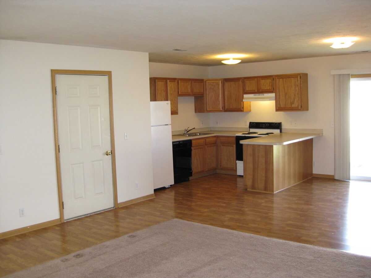 Photo - 538-540 Lamont Unit 538