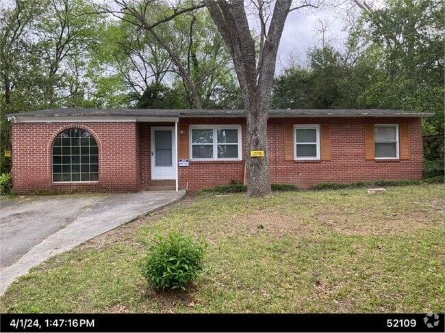 Building Photo - 2418 Adger Rd Rental