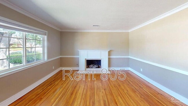 Photo - 1239 Rotella St