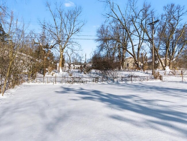 Photo - 4601 Curundu Ave