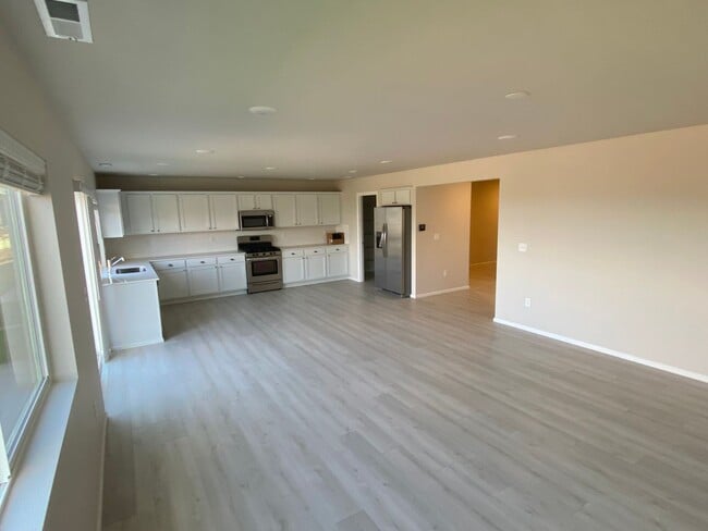 Photo - 100 NE Belfair Sta