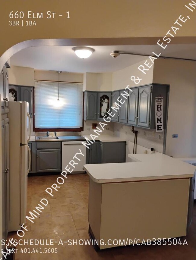 Spacious 3BR First Floor Unit w/ W/D Hooku... - Spacious 3BR First Floor Unit w/ W/D Hooku... Apartamento Unidad 1