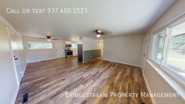 Newly Renovated Ranch Style 3 Bedroom House - Newly Renovated Ranch Style 3 Bedroom House