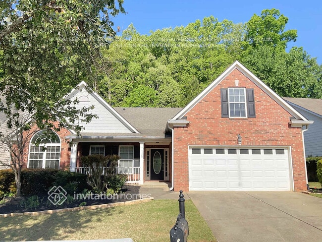 Building Photo - 1320 Martins Down Dr SE