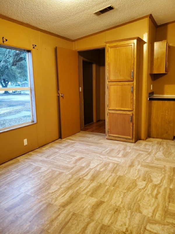 Photo - 457 Petty St