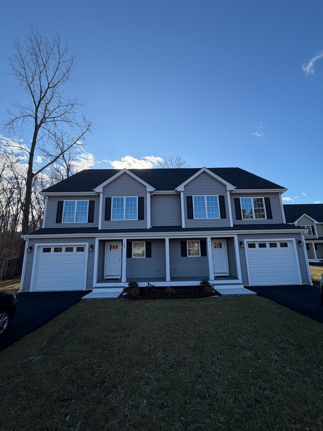 Building Photo - 507 Mendon Rd