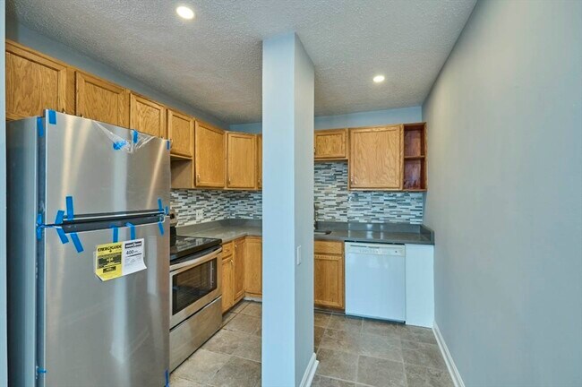 Photo - 178 Brighton Ave Unit 4