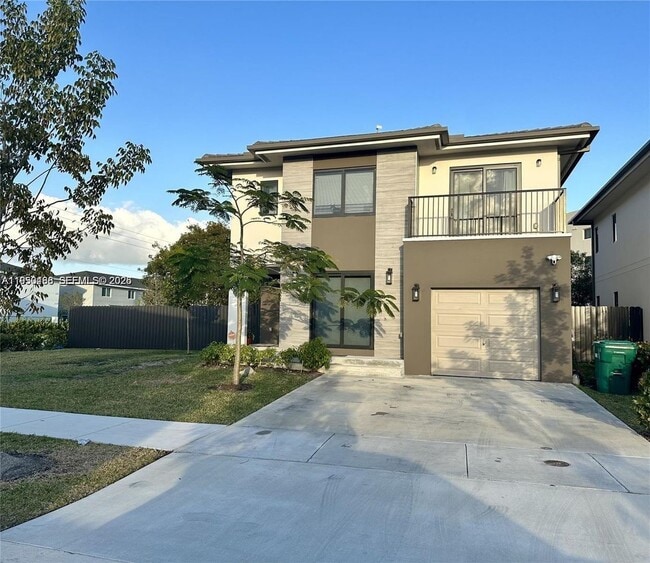 Photo - 306 NW 11th Ct