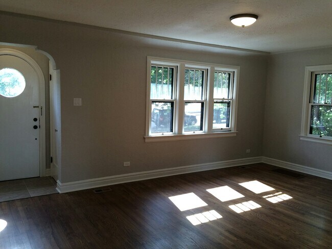 Photo - 441 Albion St