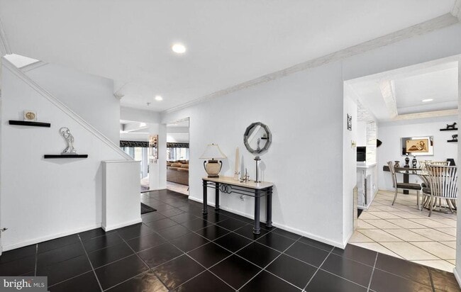 Building Photo - 203 Sunshine Lakes Dr