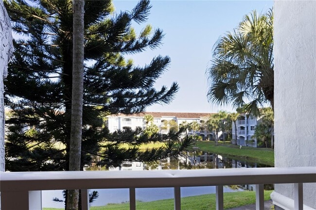 Photo - 9615 NW 1st Ct Unidad 10-204