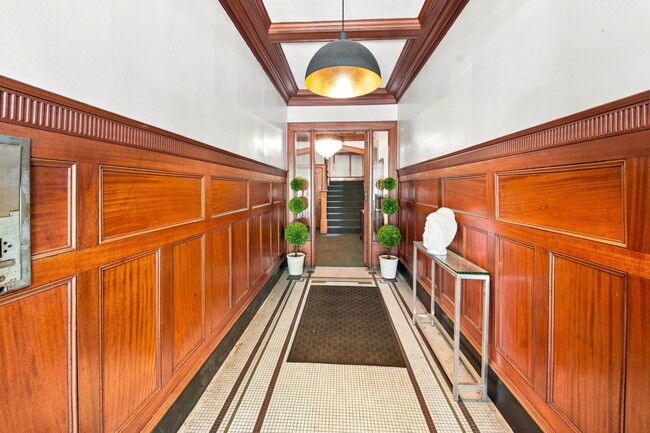 Building Photo - 4934 S Michigan Ave Unit 3