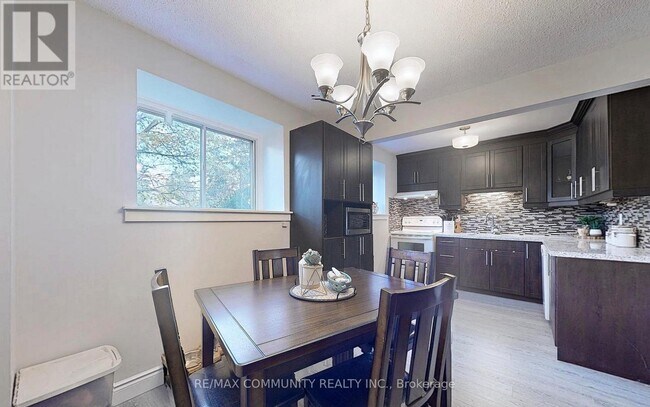 Photo - 55 Collinsgrove Rd